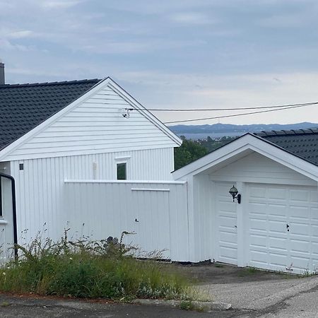 Ingvilds hybelleilighet Leilighet Kristiansand Eksteriør bilde